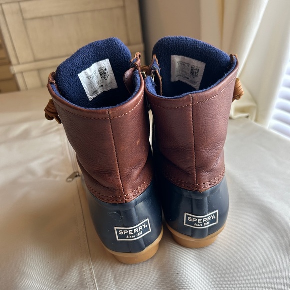 ***SOLD*** Sperry Duck Boots - Picture 3 of 5